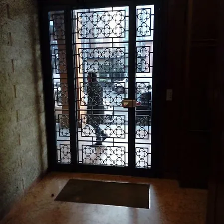 House Saragozza Centro * ボローニャ