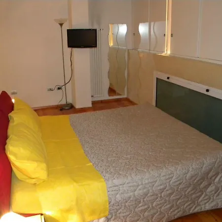Daire House Saragozza Centro *