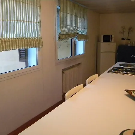 Апартаменты House Saragozza Centro *
